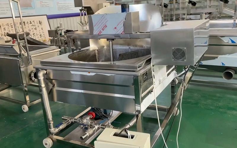 大型油炸機與自動油炸生產(chǎn)線 一機多用，省電高效，實現(xiàn)全自動油炸